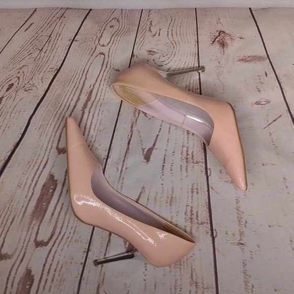 ⭐️ Sassy Pointed Toe Heels - Picture 1 of 6